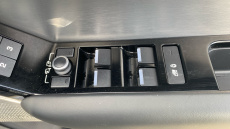 Land Rover Range Rover Velar 3.0 D300 R-Dynamic HSE 5dr Auto Diesel Estate